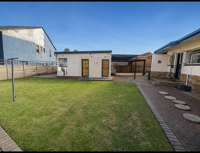 14 BEDROOM HOUSE FOR SALE IN VANDERBIJLPARK SE 7